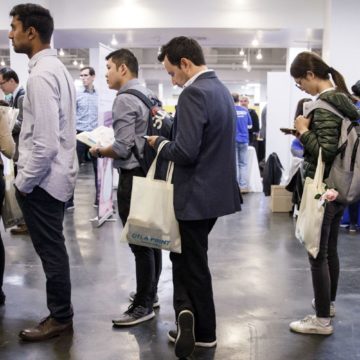 US weekly jobless claims unexpectedly rise; several states estimated
